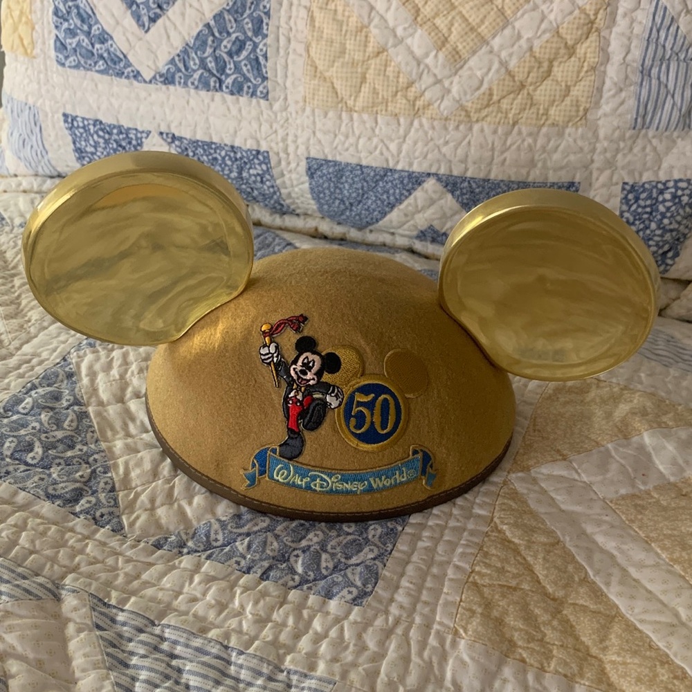 Vintage Walt Disney World Gold Mickey Mouse Ears Celebration Cap Hat Size  Adult